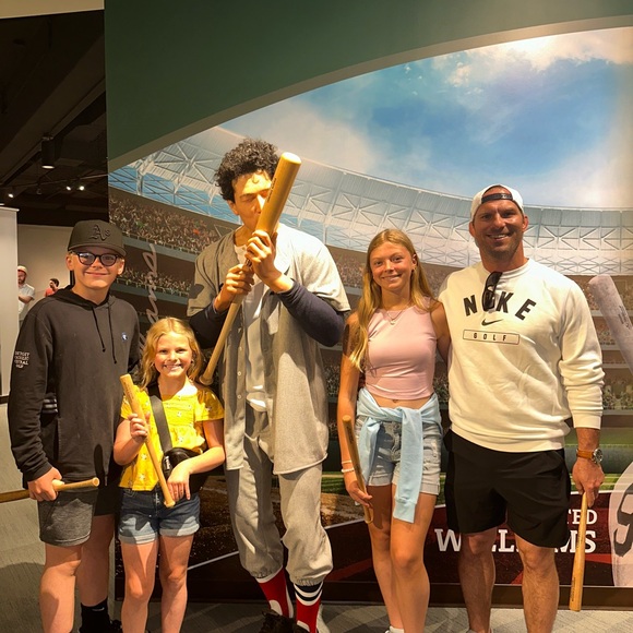 Meet your Posher, Allison - Picture 5 of 6